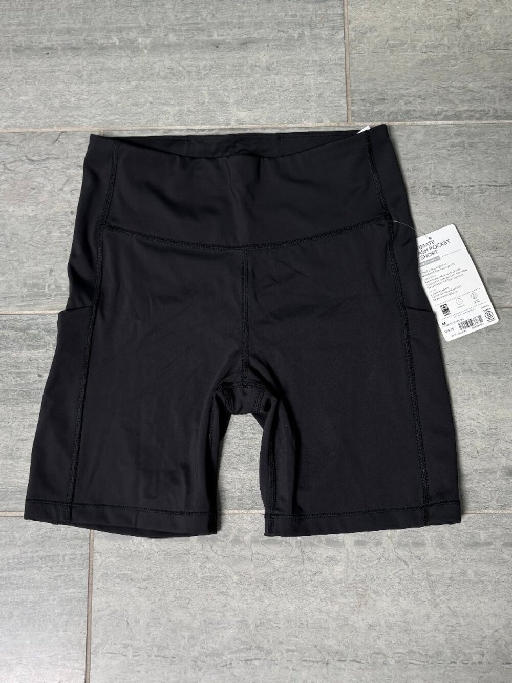 Athleta Ultimate Stash Pocket 7" Bike Shorts Black Medium NWT - Picture 4 of 10